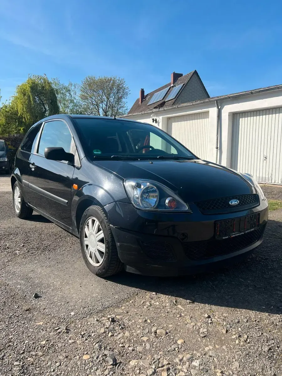 Gebraucht Ford Fiesta 60 PS (44 kW) 2006 Schwarz Kleinwagen
