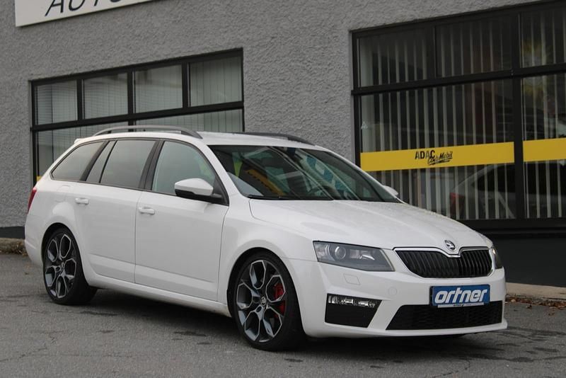 Weiß Gebraucht 2013 Skoda Octavia RS Kombi | 9.300 € (Superpreis) - Bild 1/4