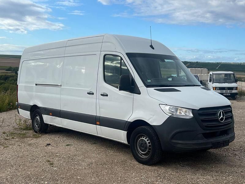 Arktikweiss Gebraucht 2021 Mercedes Sprinter Van | 19.900 € (Fairer Preis) - Bild 1/4