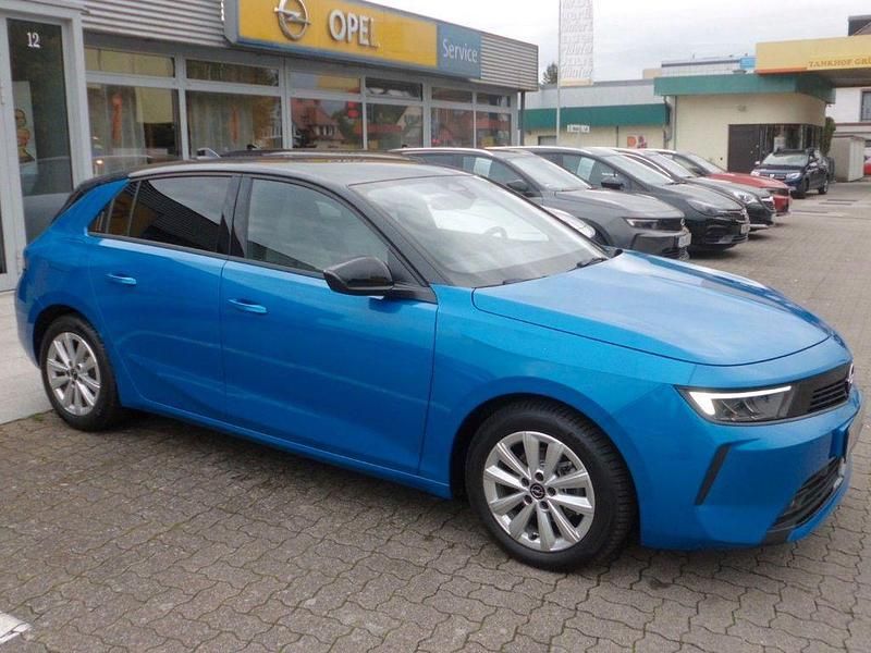 Gebraucht Opel Astra Elegance 131 PS (96 kW) 2023 Blau Kleinwagen
