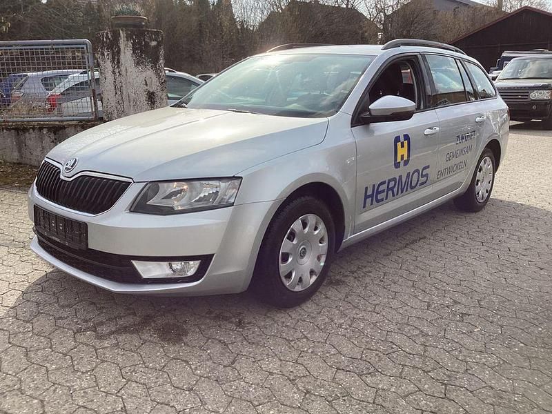 Gebraucht Skoda Octavia Ambition 110 PS (80 kW) 2016 Silber Kleinwagen