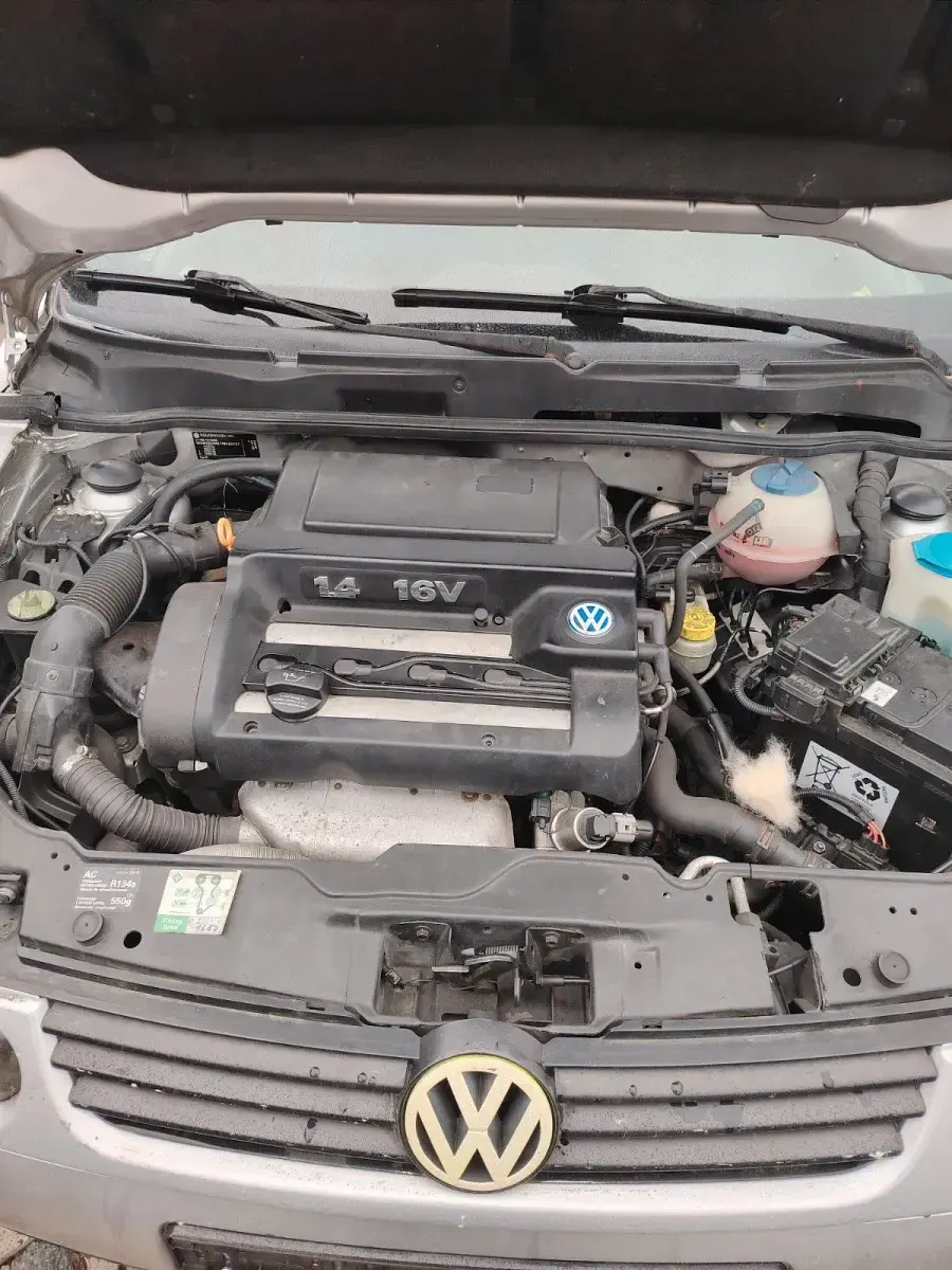 Używany VW Lupo 75 KM (55 kW) 2000 Srebrny Hatchback