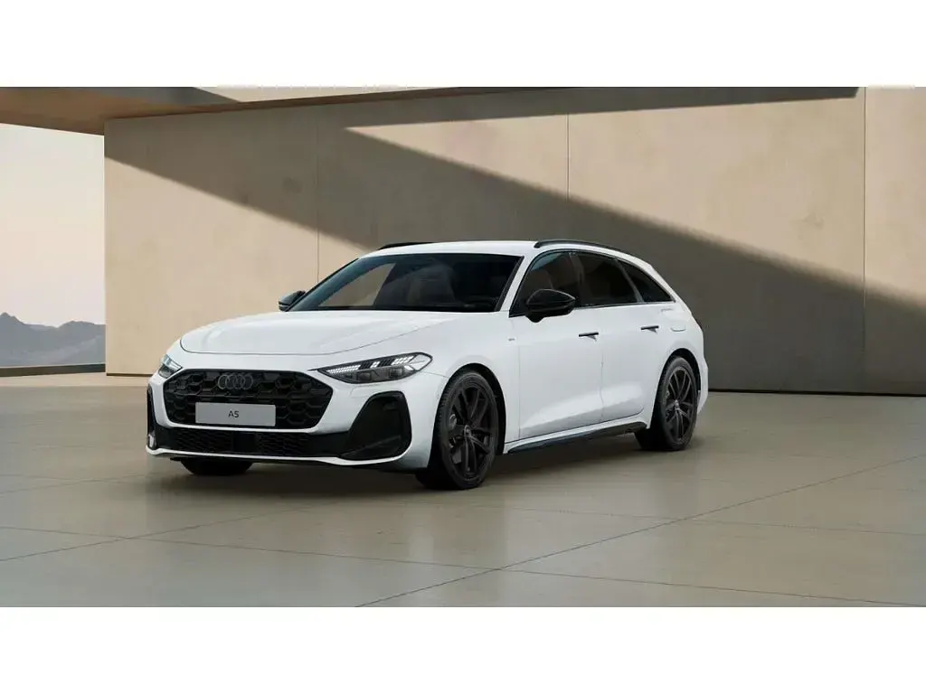 Gebraucht Audi A5 S-Line 367 PS (269 kW) 2025 Gletscherweiß metallic Kombi