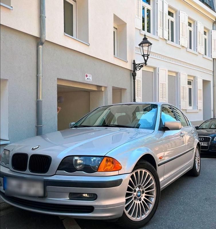 Grau Gebraucht 1998 BMW 523 Limousine | 3.500 € (Fairer Preis) - Bild 1/4