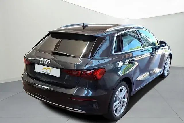 Gebraucht Audi A3 Sportback e-tron Advanced Plus 204 PS (150 kW) 2024 Manhattangrau metallic Kleinwagen