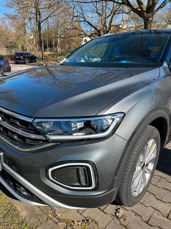 Gebraucht VW T-Roc Style 150 PS (110 kW) 2022 Grau SUV