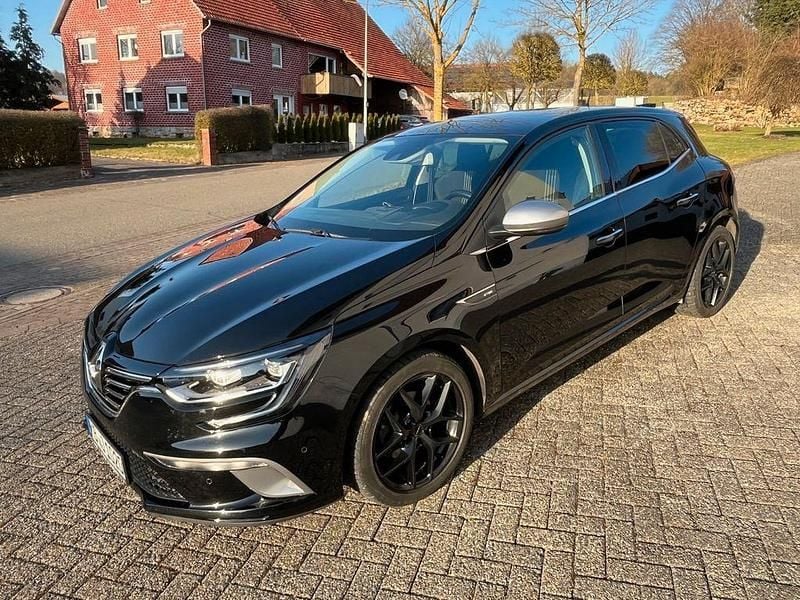 Gebraucht Renault Mégane GT Line GT-Line 140 PS (102 kW) 2019 Schwarz Limousine