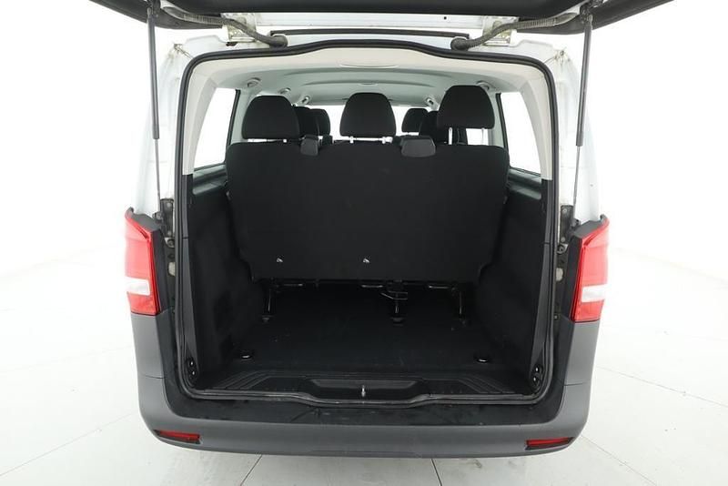 Gebraucht Mercedes Vito 136 PS (100 kW) 2022 Arktikweiß Van