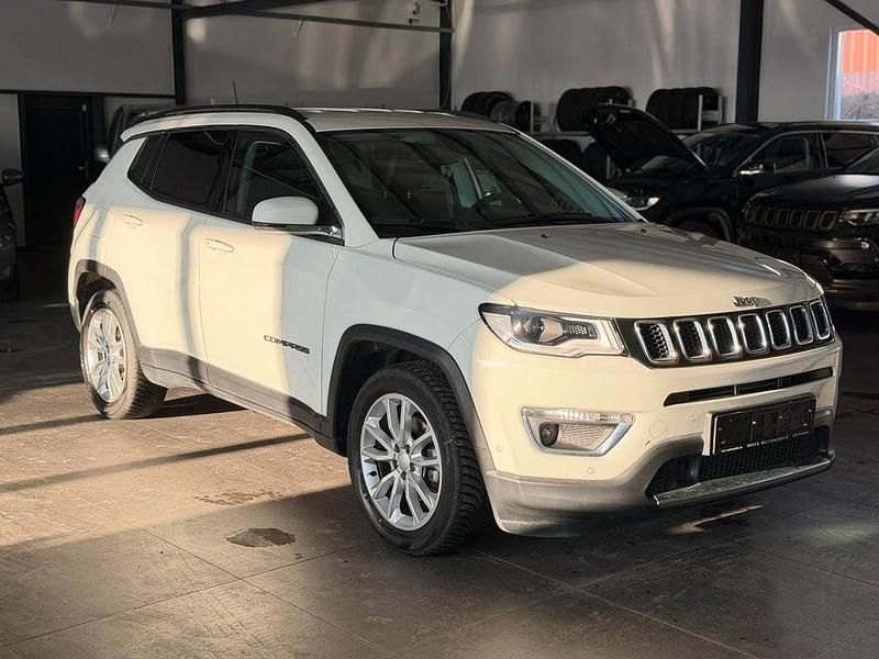 Weiß Gebraucht 2021 Jeep Compass Limited SUV | 18.450 € (Superpreis) - Bild 1/4