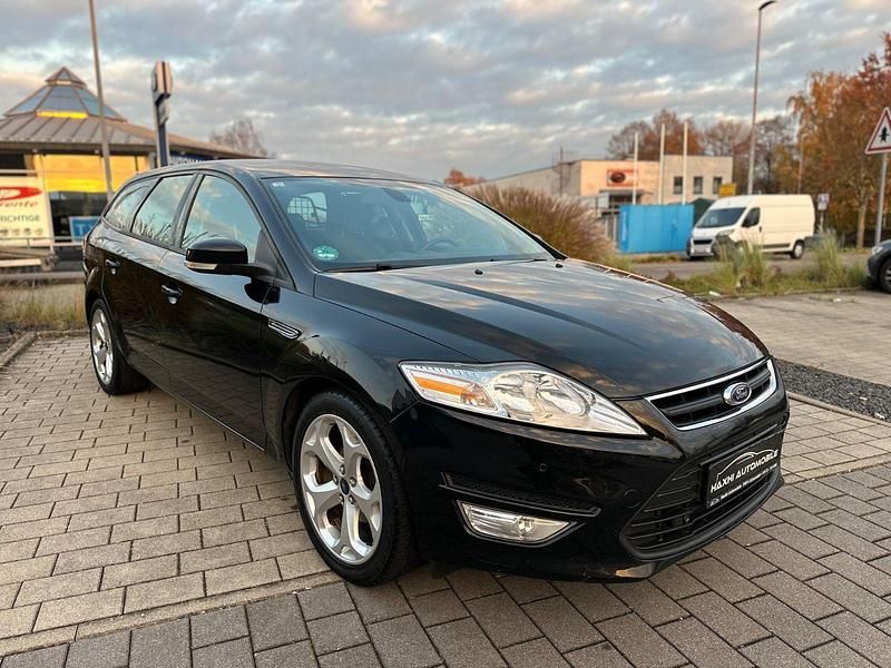 Gebraucht Ford Mondeo Ambiente 140 PS (102 kW) 2014 Schwarz Kombi