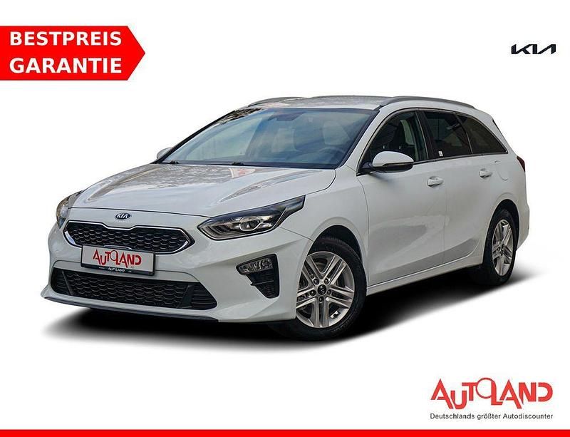 Weiß Gebraucht 2021 Kia Ceed Sportswagon Kombi | 21.990 € (Fairer Preis) - Bild 1/4