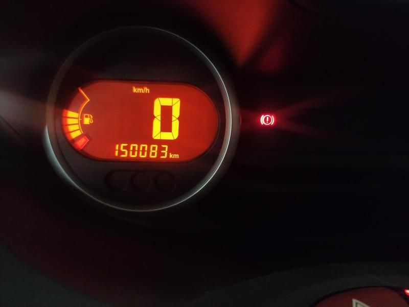 Gebraucht Renault Twingo 58 PS (42 kW) 2010 Rot Kleinwagen