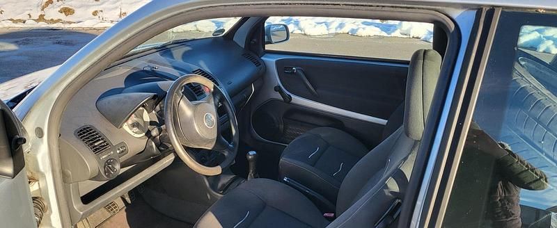 Gebraucht VW Lupo 50 PS (36 kW) 2003 Silber Kleinwagen