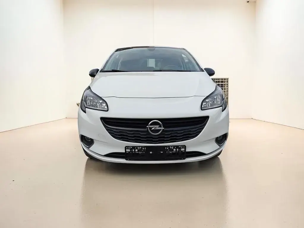 Gebraucht Opel Corsa Color Edition 101 PS (74 kW) 2016 Weiß Kleinwagen