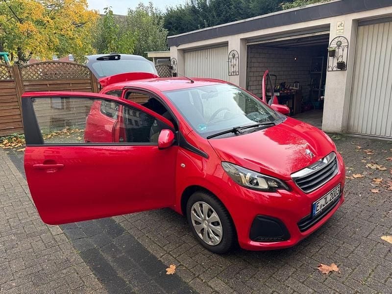 Rot Gebraucht 2017 Peugeot 108 Access Kleinwagen | 4.500 € (Fairer Preis) - Bild 1/4