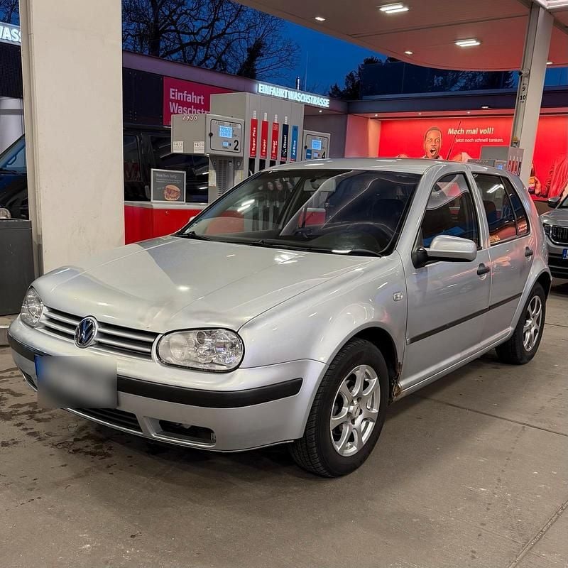 Gebraucht VW Golf IV 105 PS (77 kW) 2003 Grau Kleinwagen