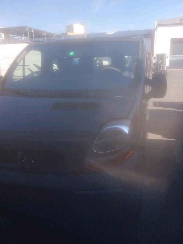 Blau Gebraucht 2002 Renault Trafic Van | 1.950 € (Fairer Preis) - Bild 1/4