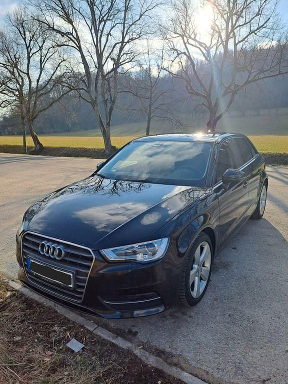 Gebraucht Audi A3 110 PS (80 kW) 2015 Schwarz Limousine