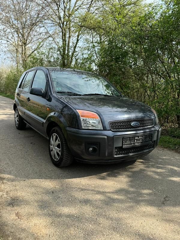 Gebraucht Ford Fusion 80 PS (58 kW) 2007 Grau Kleinwagen