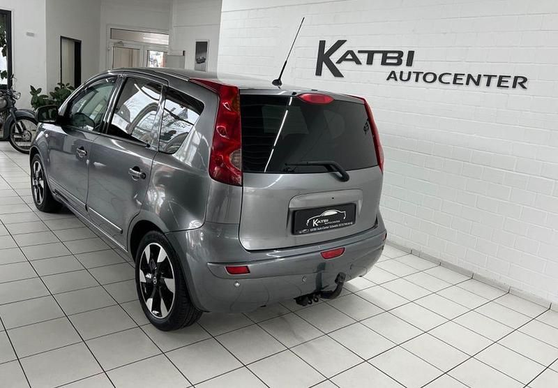 Gebraucht Nissan Note I-Way 88 PS (64 kW) 2012 Grau Kleinwagen