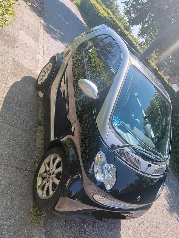Schwarz Gebraucht 2006 Smart ForTwo Coupé Coupé | 2.550 € (Fairer Preis) - Bild 1/4