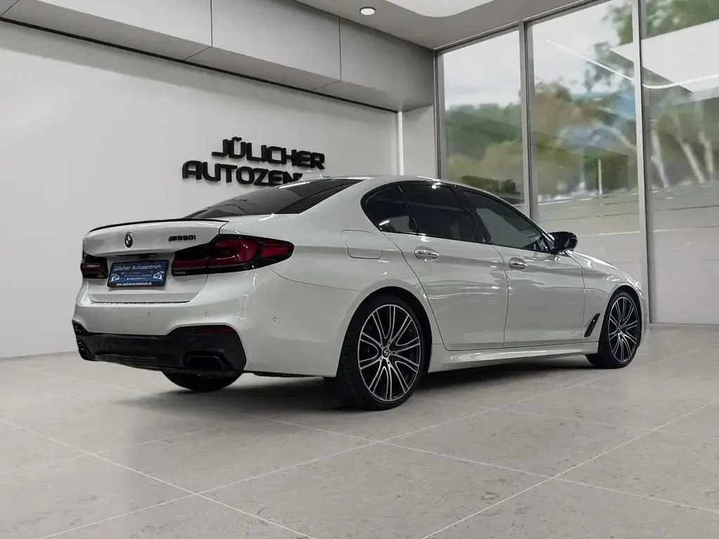 Gebraucht BMW M550 Performance 462 PS (339 kW) 2018 Weiß Limousine