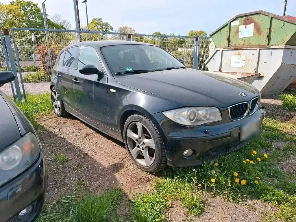 Second-hand BMW 120 163 CP (119 kW) 2006 Negru Hatchback
