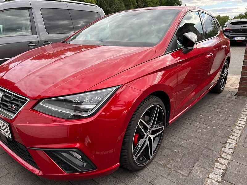 Rot Gebraucht 2020 Seat Ibiza Black Edition Kleinwagen | 14.500 € (Guter Preis) - Bild 1/4