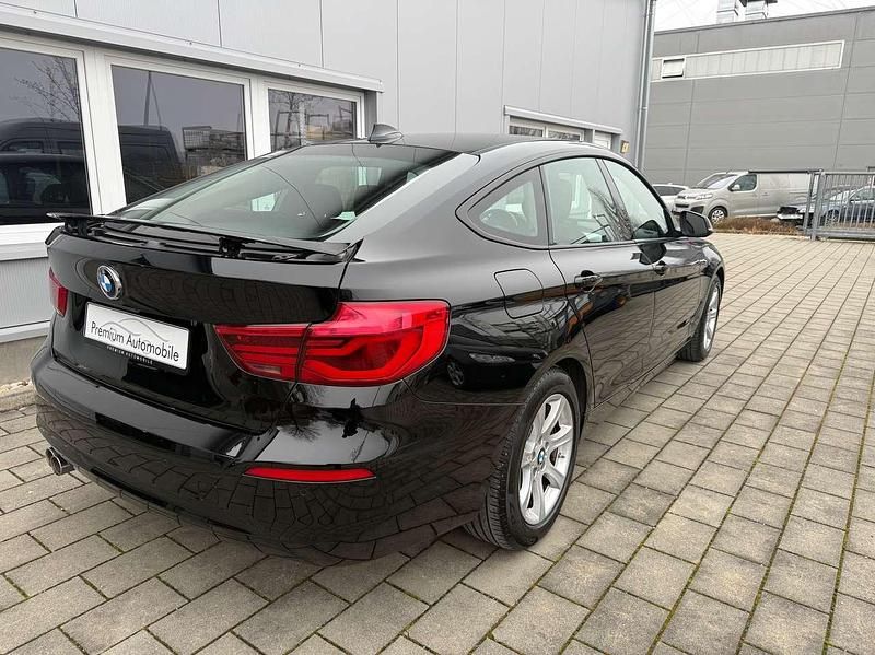 Gebraucht BMW 320 190 PS (139 kW) 2017 Schwarz ii Limousine