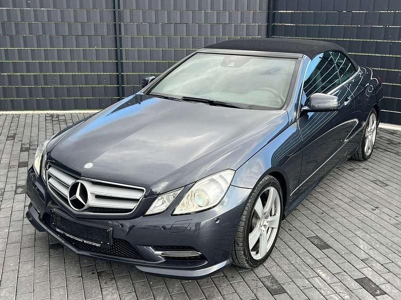 Gebraucht Mercedes E220 AMG 170 PS (125 kW) 2013 Grau Cabrio