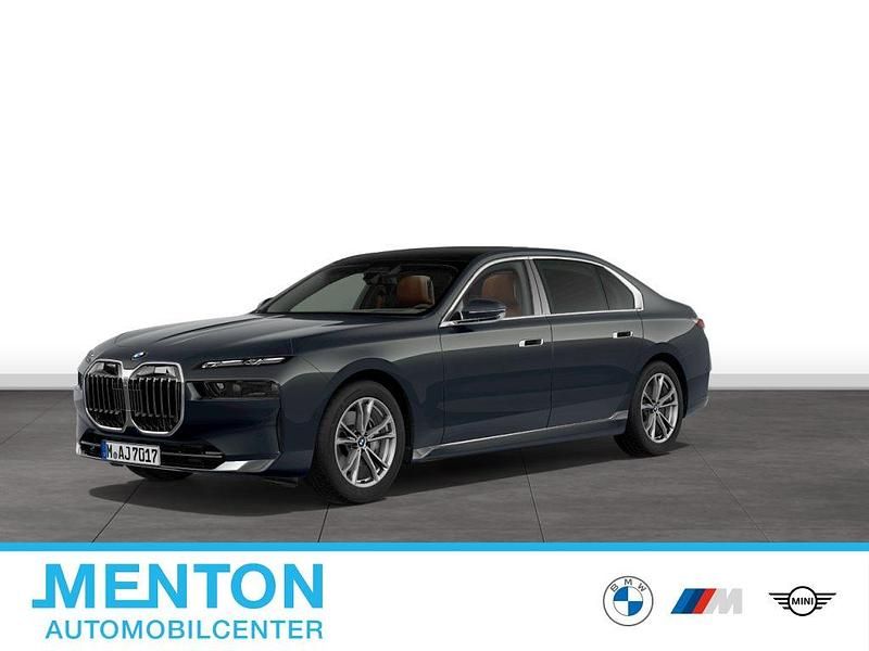 Grau Gebraucht 2024 BMW 740 Limousine | 98.325 € (Superpreis) - Bild 1/4