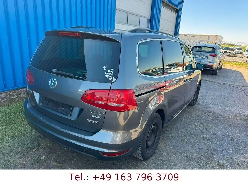 Gebraucht VW Sharan Comfortline 140 PS (102 kW) 2015 Grau Van / Kleinbus