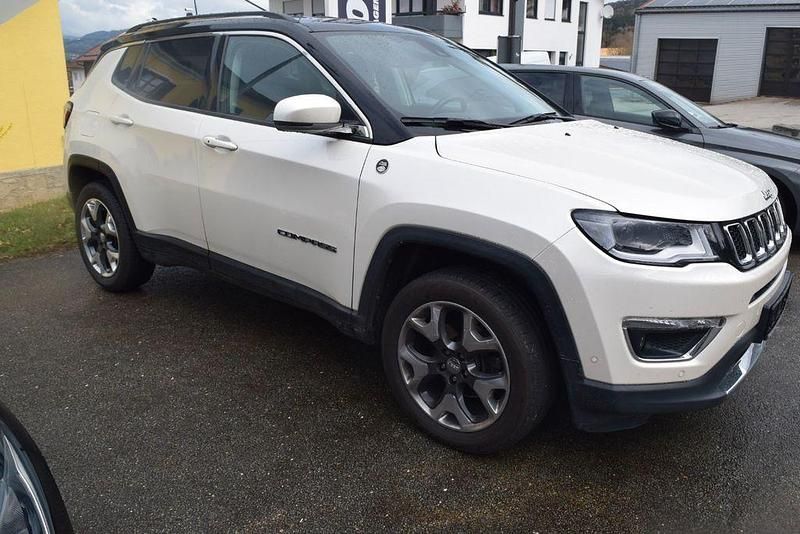 Gebraucht Jeep Compass Limited 170 PS (125 kW) 2018 Weiß SUV