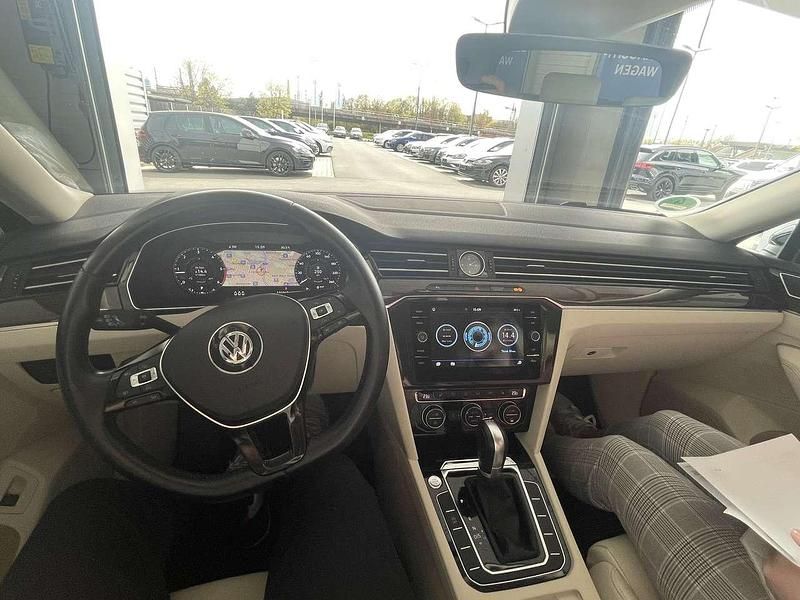 Gebraucht VW Passat Highline 150 PS (110 kW) 2018 Kombi