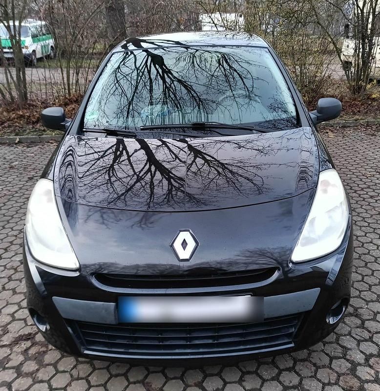 Gebraucht Renault Clio II 75 PS (55 kW) 2011 Schwarz Kleinwagen