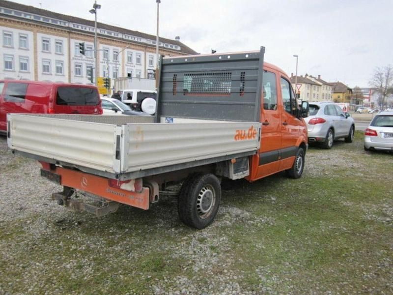 Gebraucht Mercedes Sprinter 163 PS (119 kW) 2013 Rotorange 86 Van