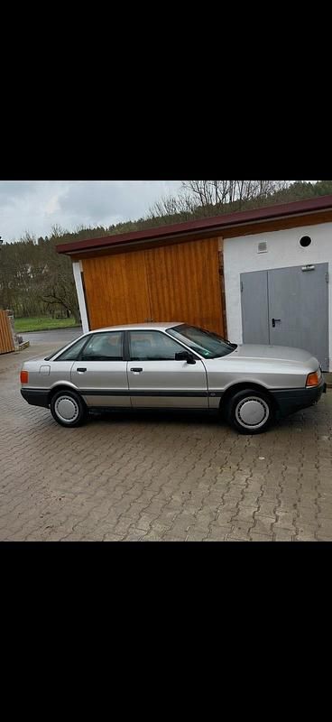 Second-hand Audi 80 90 CP (66 kW) 1989 Gri Berlinǎ