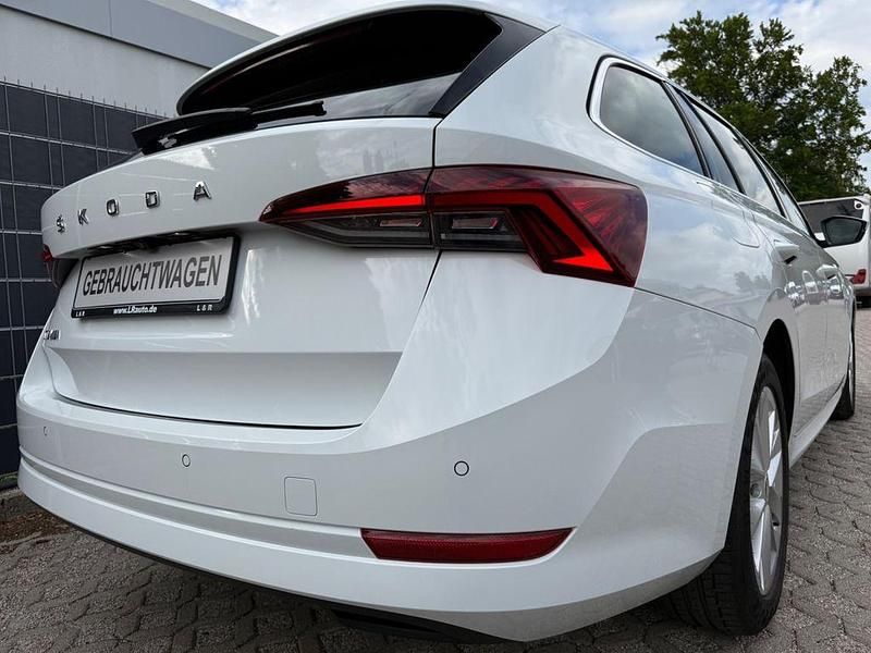 Gebraucht Skoda Octavia 150 PS (110 kW) 2021 Weiß Limousine