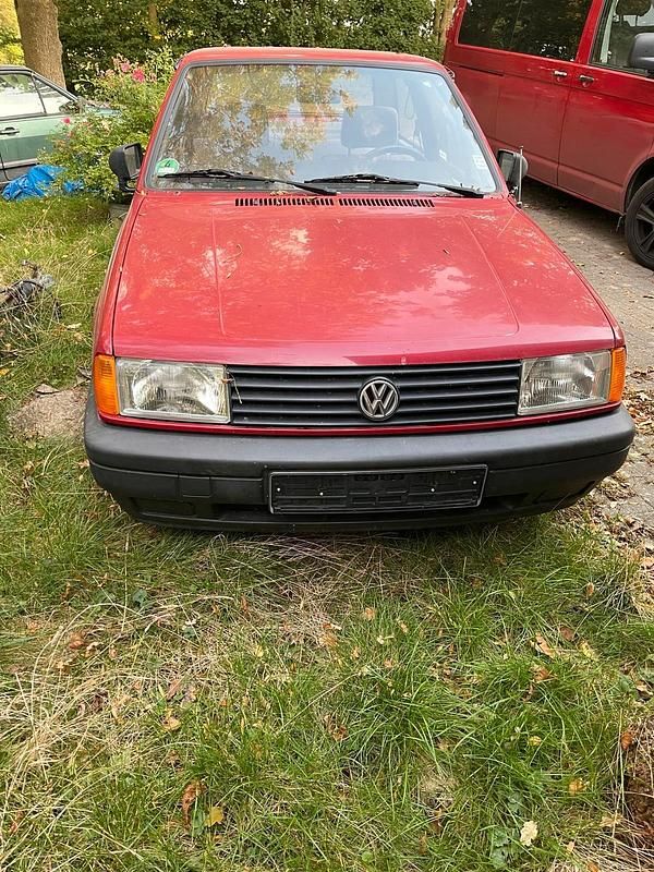 Second-hand VW Polo 45 CP (33 kW) 1994 Roșu Coupe