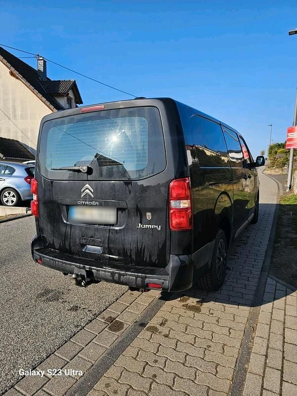 Second-hand Citroën Jumpy 122 CP (89 kW) 2016 Negru Monovolum