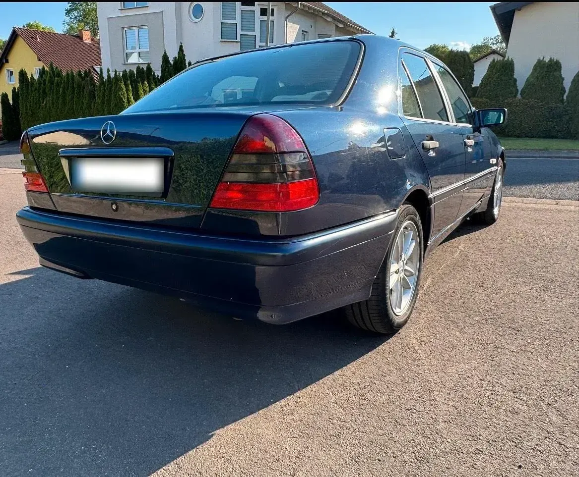 Gebraucht Mercedes C180 2000 Blau Limousine