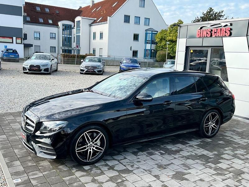 Gebraucht Mercedes E400 AMG line 333 PS (244 kW) 2017 Schwarz Kombi
