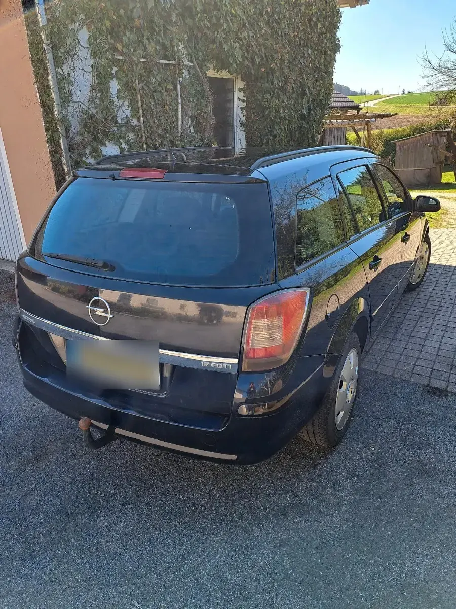 Gebraucht Opel Astra 110 PS (80 kW) 2008 Kombi