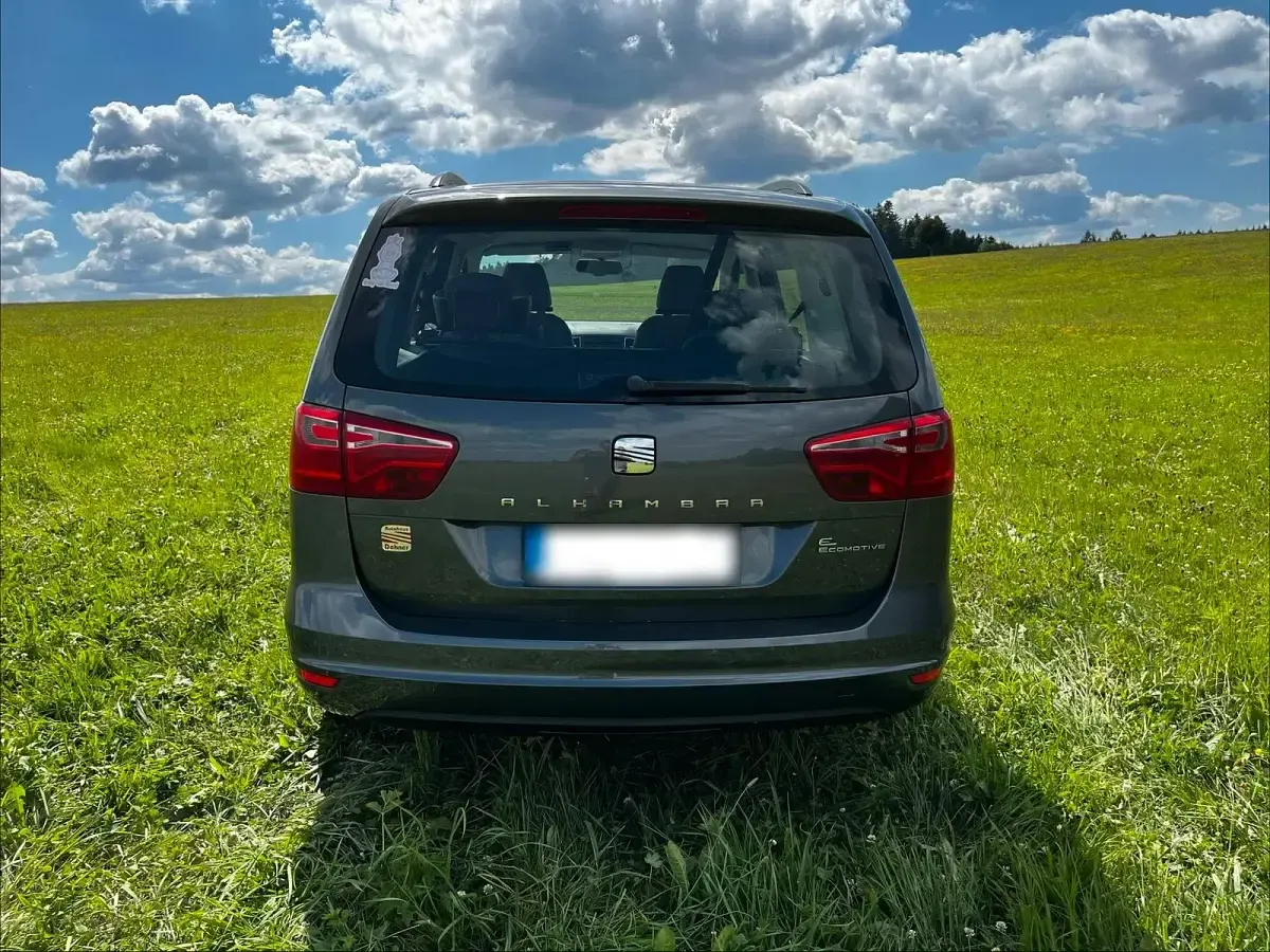 Gebraucht Seat Alhambra 140 PS (102 kW) 2011 Grau Van / Kleinbus