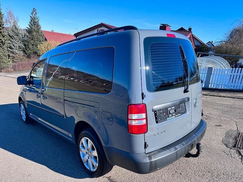 Gebraucht VW Caddy Maxi 102 PS (75 kW) 2010 Grau Van / Kleinbus