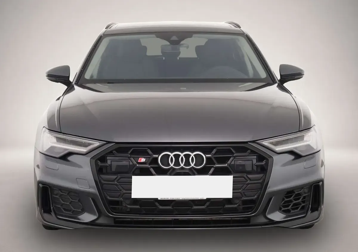 Gebraucht Audi S6 344 PS (253 kW) 2024 Daytonagrauperleffekt Kombi