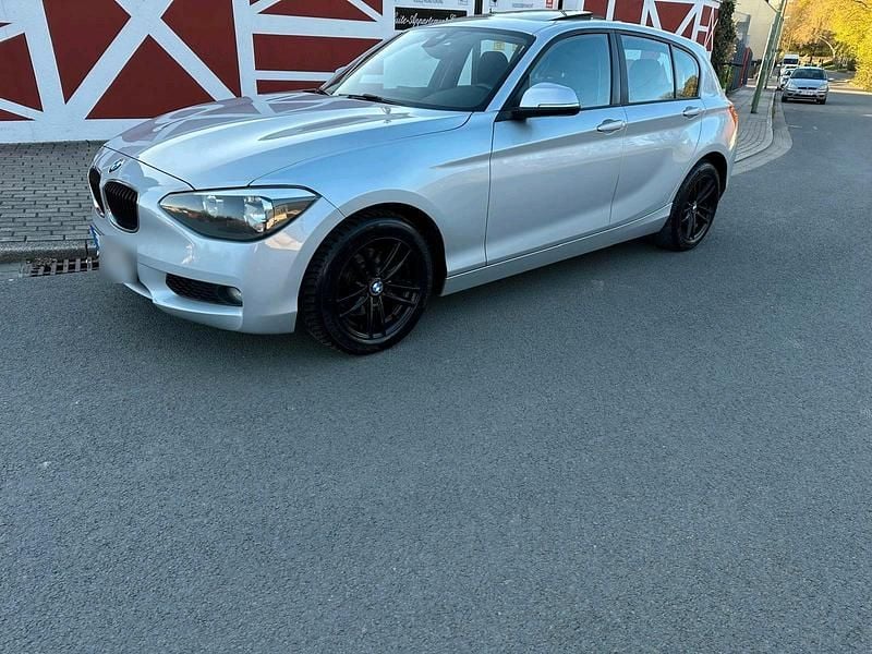 Gebraucht BMW 120 180 PS (132 kW) 2012 Grau Kleinwagen