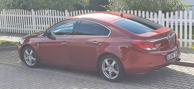 Gebraucht Opel Insignia Cosmo 260 PS (191 kW) 2009 Rot Limousine