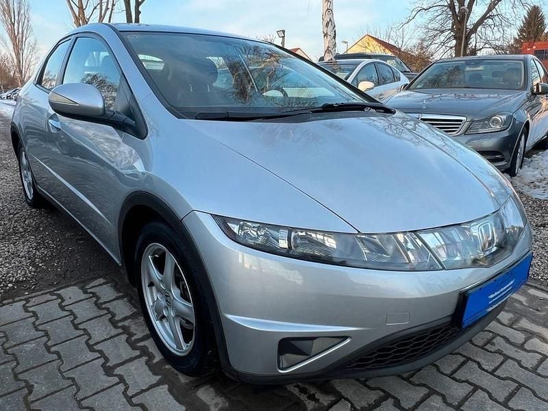 Gebraucht Honda Civic S 99 PS (72 kW) 2006 Silber Limousine