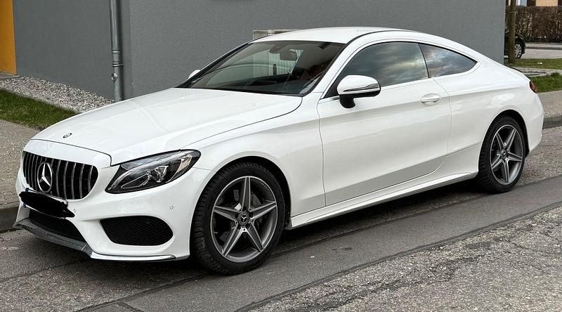 Gebraucht Mercedes C180 AMG 156 PS (114 kW) 2016 Weiß Coupé
